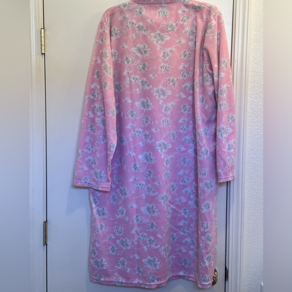 Women's Duster Robe - Picture 2 of 4